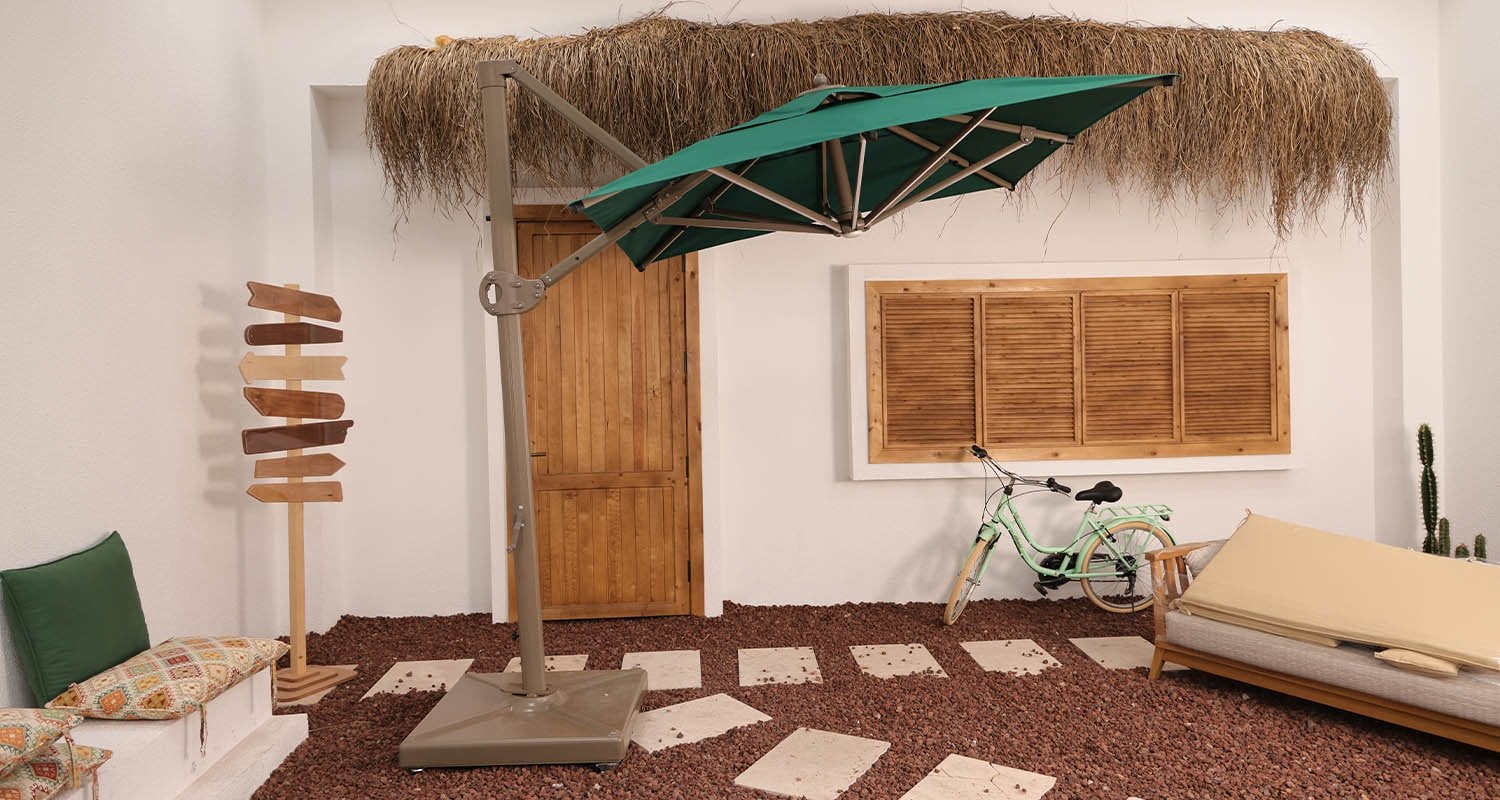 Yandan Gövdeli Bahçe Şemsiyesi 2x2